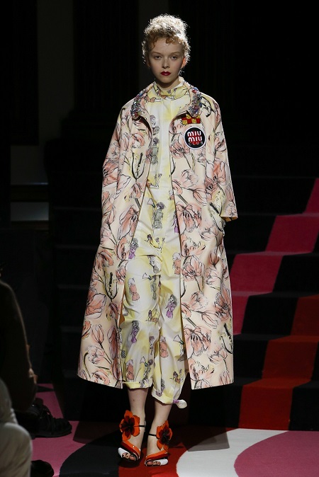 Летнее пальто от Miu Miu